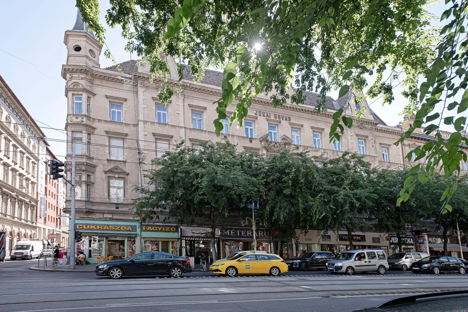City Center Industrial Residence Будапеща Екстериор снимка